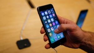 Apple Fixes Major Security Flaw In iPhone