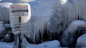 ‘Frost quakes’ may rattle Chicago as deadly US weather gets a frigid finale